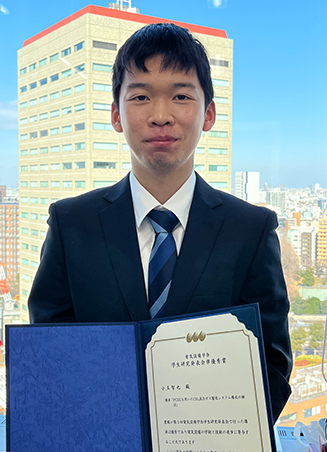 電気工学科4年生 小玉智也さん